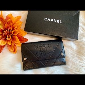 ❌SOLD❌Chanel wallet